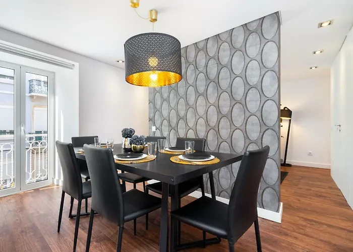 Whome | Graca Family