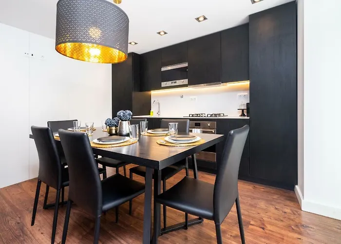 Whome | Graca Family * Lisboa